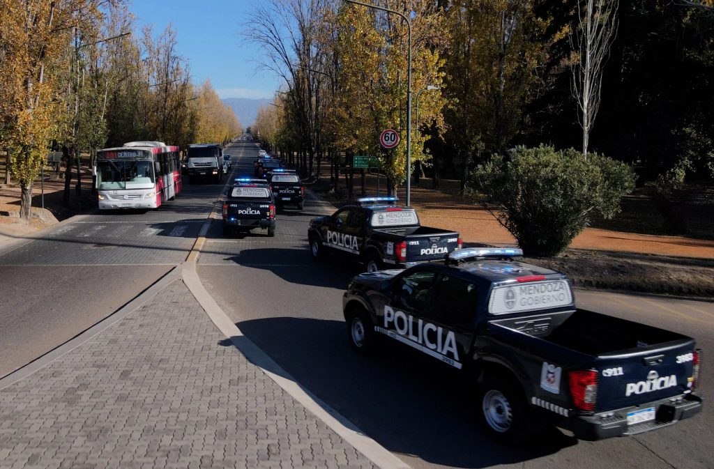 Un llamado al 911 activó la intervención policial y terminó con un detenido en Godoy Cruz