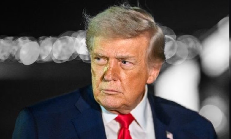 Trump firmó órdenes ejecutivas contra el «turismo de nacimiento»